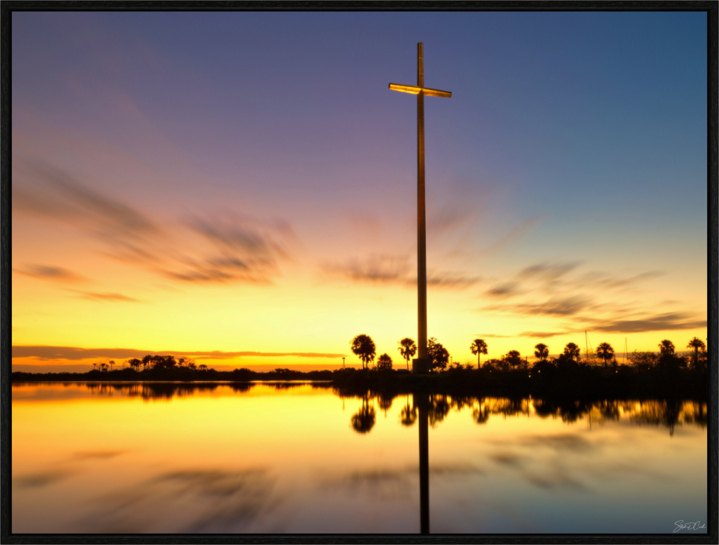 Main image Daybreak at the Great Cross